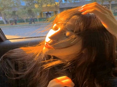丝瓜视频草莓：短视频新星引发隐私争议，青少年沉迷成社会焦点